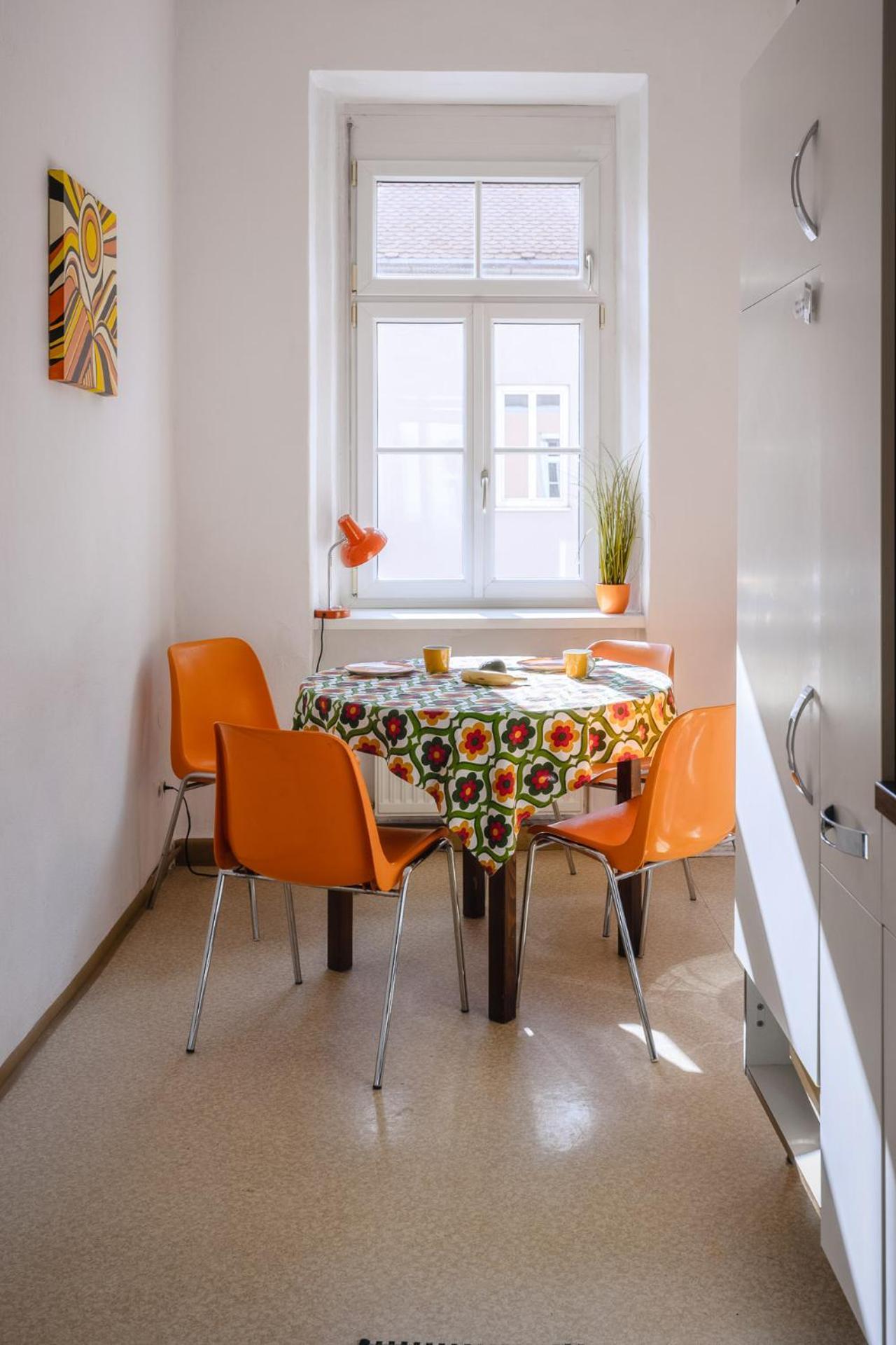 Sunny Citycenter Apartment - Graz Main Station Εξωτερικό φωτογραφία